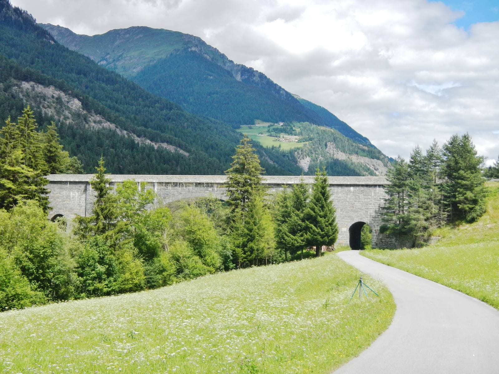 Via Claudia Augusta trail photo 1