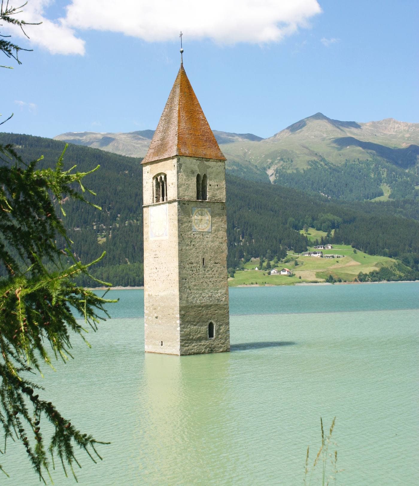 Famous Lake Reschen with its submerged 14th-century church. Photo by: Philipp Steiner, CC BY 3.0